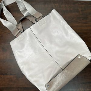 Vince Camuto Tote